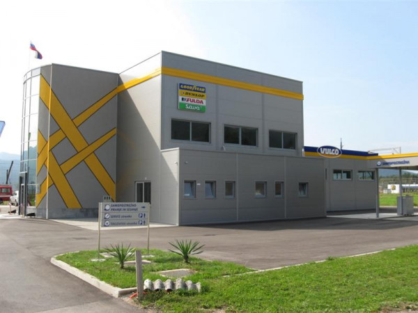 Pnevmatik center Širnik - PE Hmelina